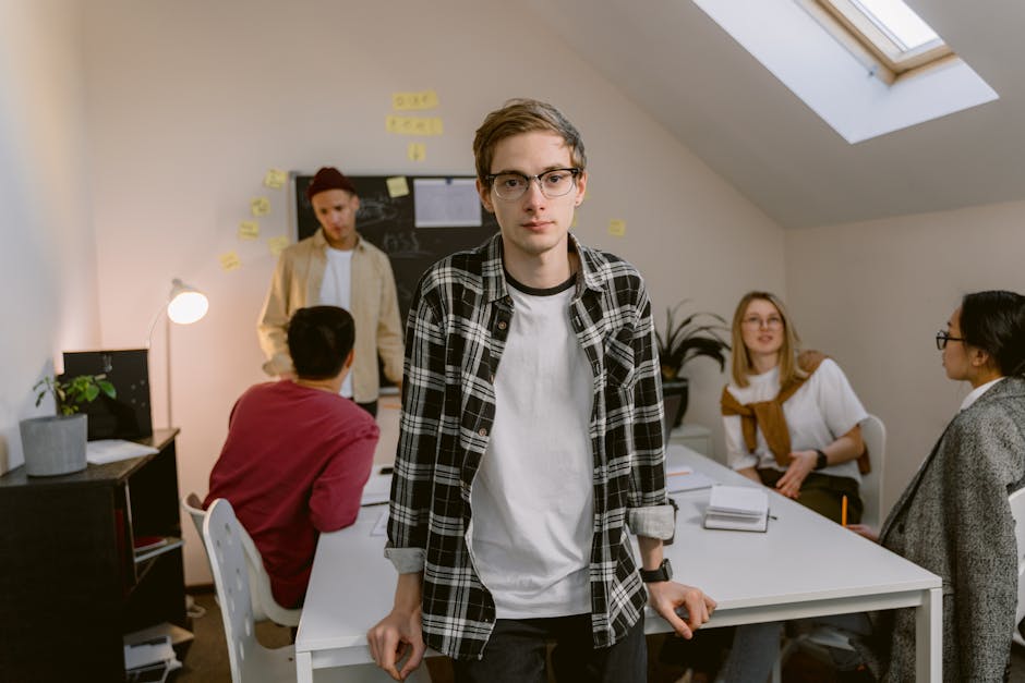 Linie de asamblare automatizată cu roboți industriali